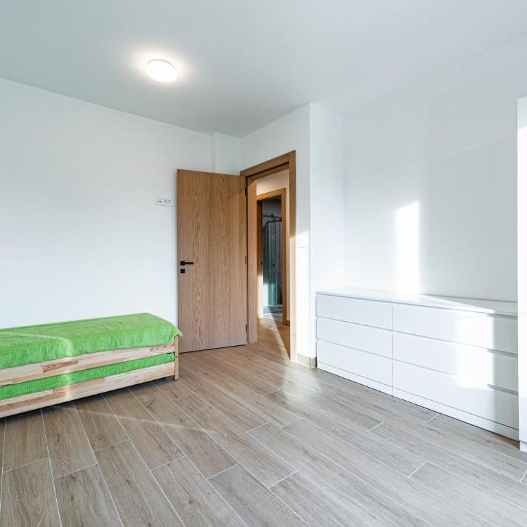 Novi Sad's Quiet Quarters - Apartman sa 3 Spavaće Sobe - 18