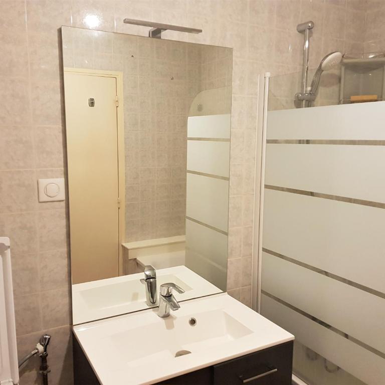 Appartement standard 3 chambres avec lit double 3 à 6 personnes - Chambre Double - 5