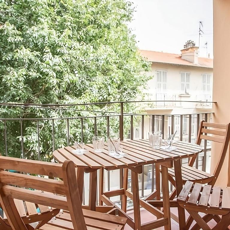 Appartement tout confort au Cœur d'Antibes - Appartement - 9