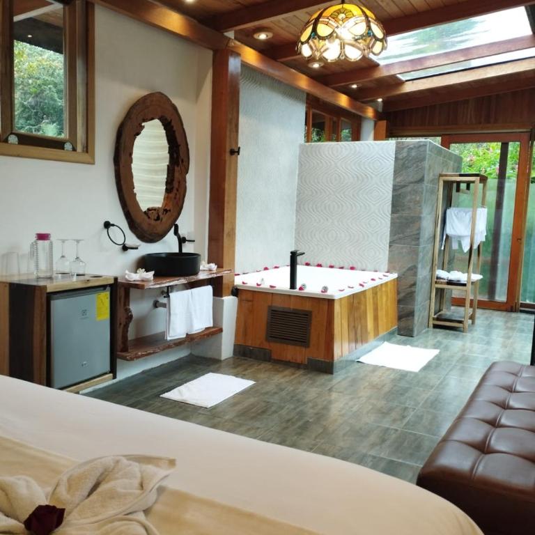 Saguamby Mindo Lodge - Suite - 8