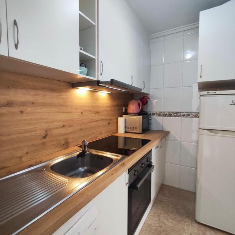 CATHERINE Bilbao - Two-Bedroom Apartment - 17