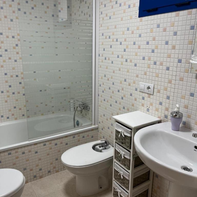 Céntrico Ático Duplex Piscina 3 dormitorios - Julio y agosto entradas y salidas en SABADO - Apartamento de 3 dormitorios - 40
