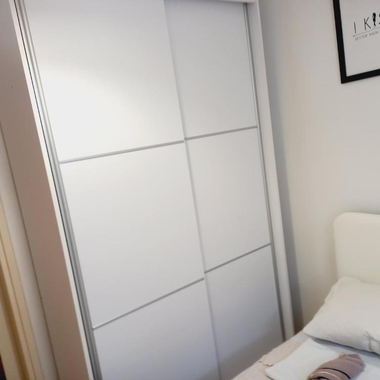 B4 - Apartment - 3