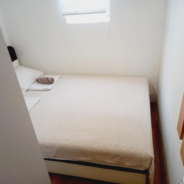 B4 - Apartment - 6