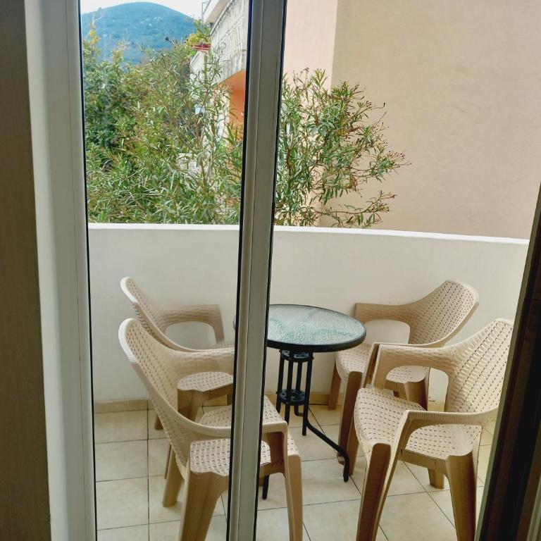 B4 - Apartment - 11