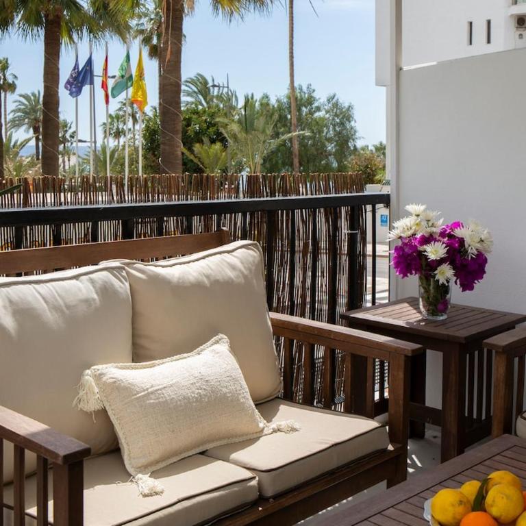Apartamentos Alay Puerto Marina - Two-Bedroom Apartment - 17