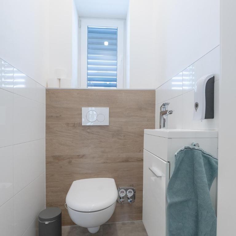 Amaria Downtown Aparthotel Villach - Deluxe Apartment mit Balkon - 14