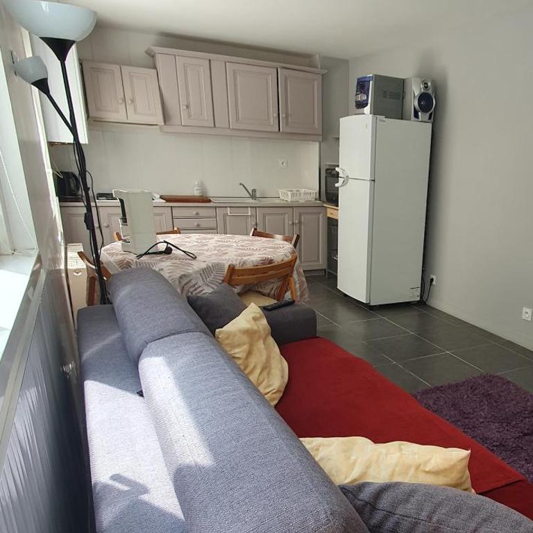 appartement 2 pieces - Apartment mit 1 Schlafzimmer - 1