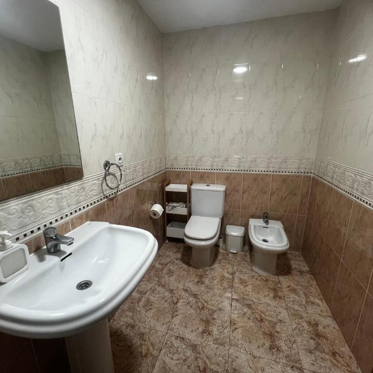 CARBONELL- Buena zona y cerca de todo - Apartamento de 1 dormitorio - 2