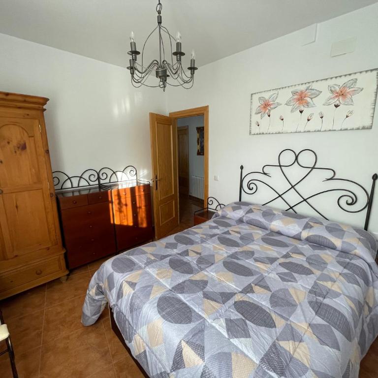 Zuchar - Three-Bedroom Apartment - 4