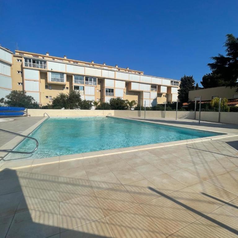 Maisonnette cosy piscine parking - Two-Bedroom Apartment - 1