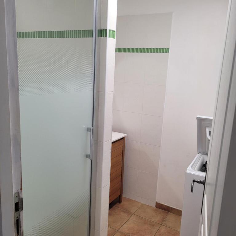Giens-T2 charme-7m à pied plage - Rez de jardin - Apartment mit 1 Schlafzimmer - 5