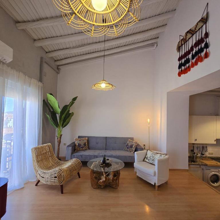 Urban Loft - La Conce - Two-Bedroom Apartment with View - 6