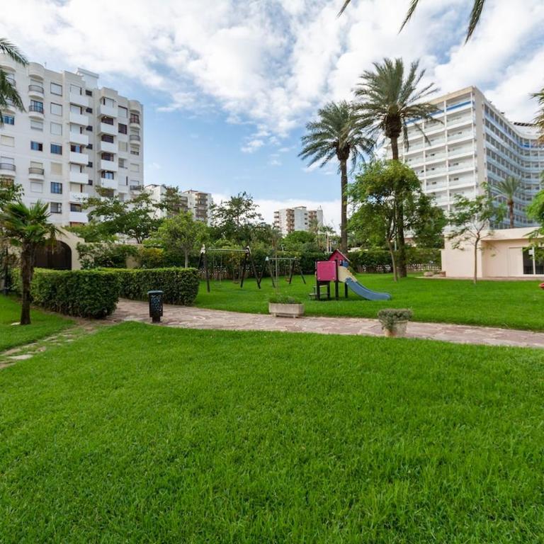 Tu hogar frente del mar - Three-Bedroom Apartment - 3