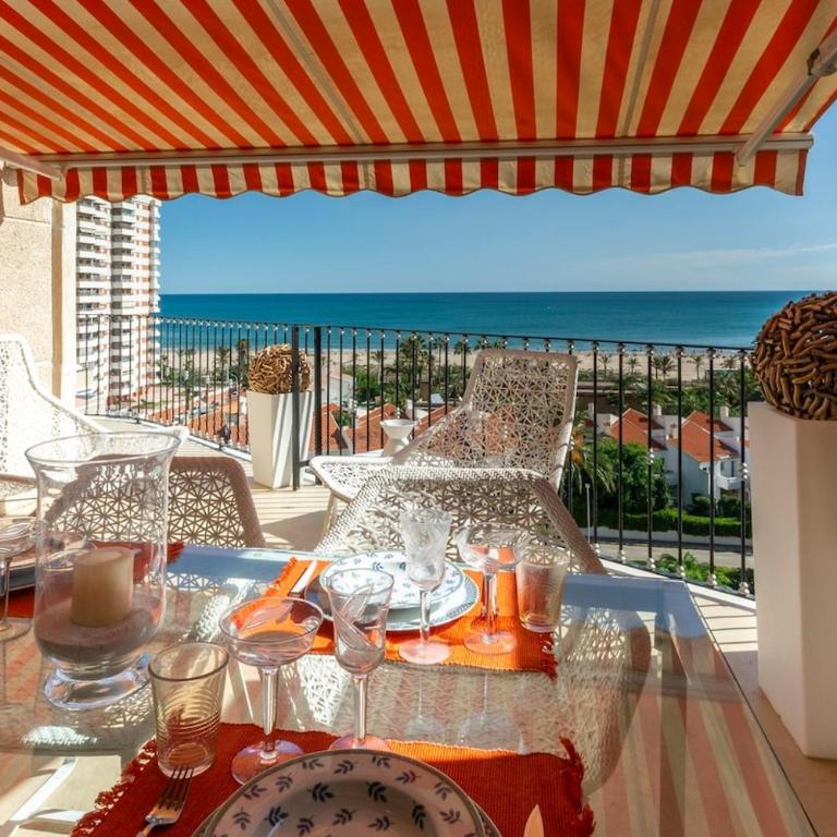 Tu hogar frente del mar - Three-Bedroom Apartment - 10