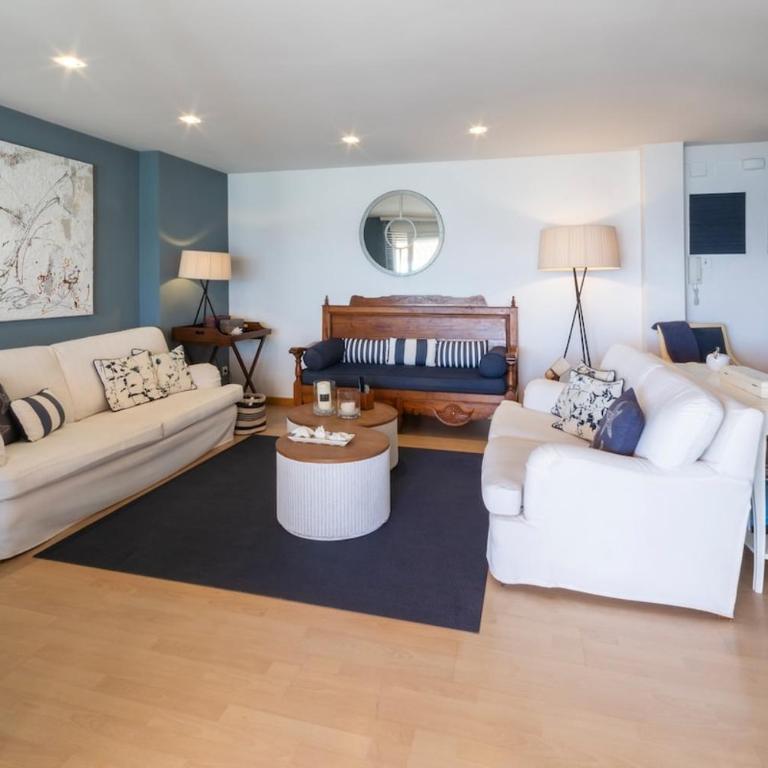 Tu hogar frente del mar - Three-Bedroom Apartment - 20