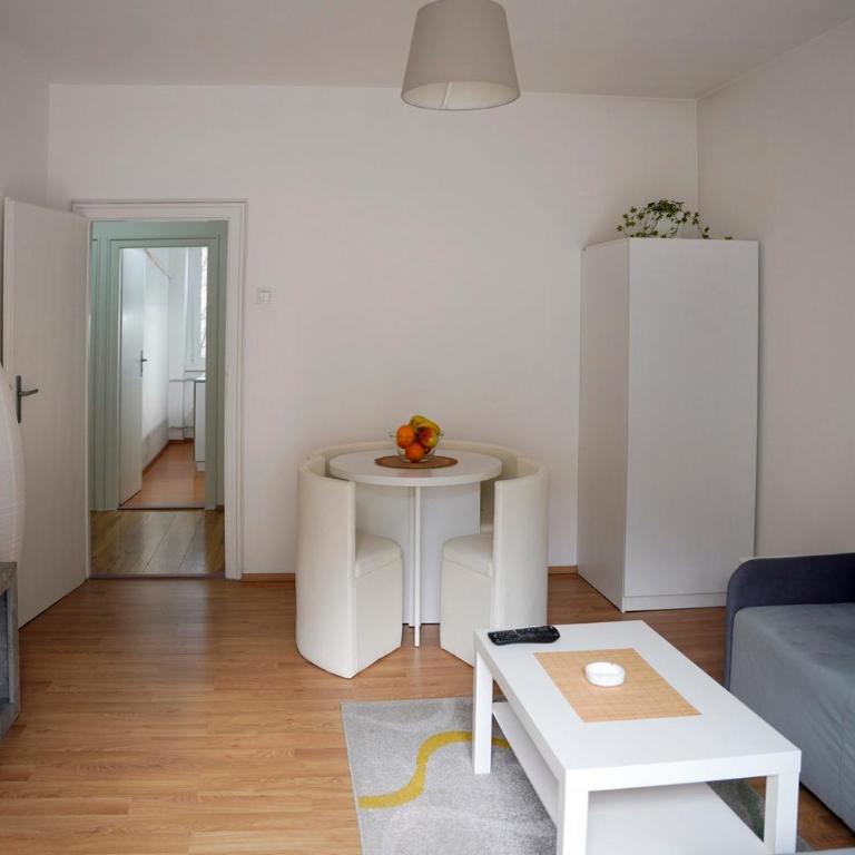 Mia City Center - Apartment Belgrade - One-Bedroom Apartment with Balcony - 17