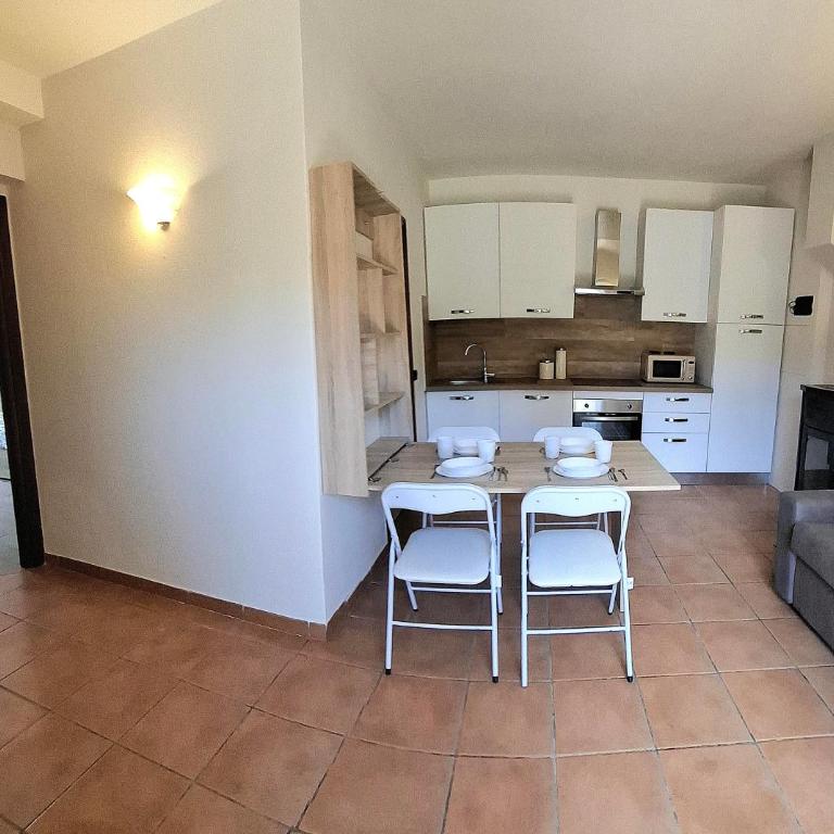 Casa WELCOME - Camera Standard Doppia con Letti Singoli con Divano - 35