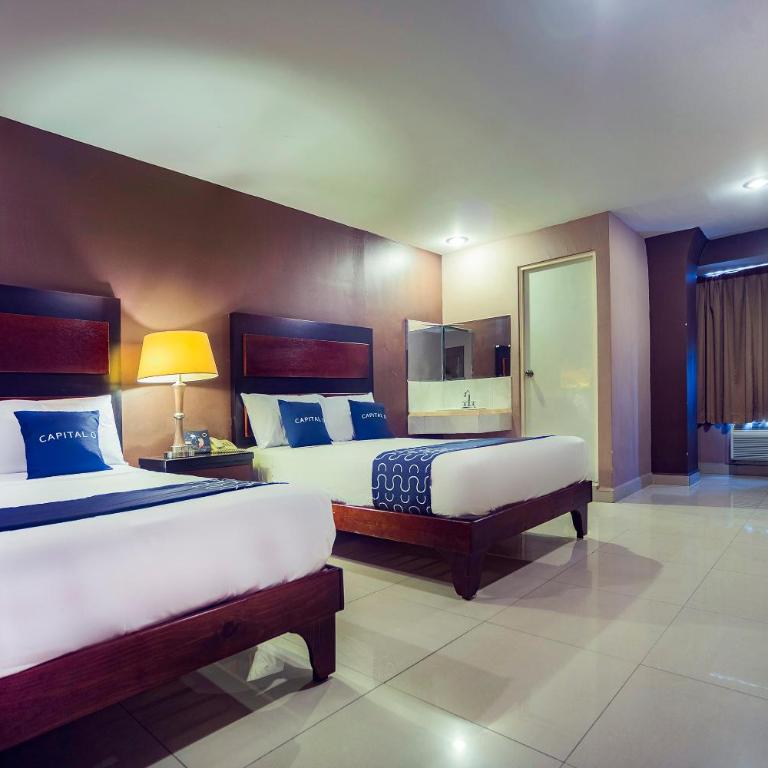 Capital O Hotel Diro, Monterrey - Standard Two Beds - 1
