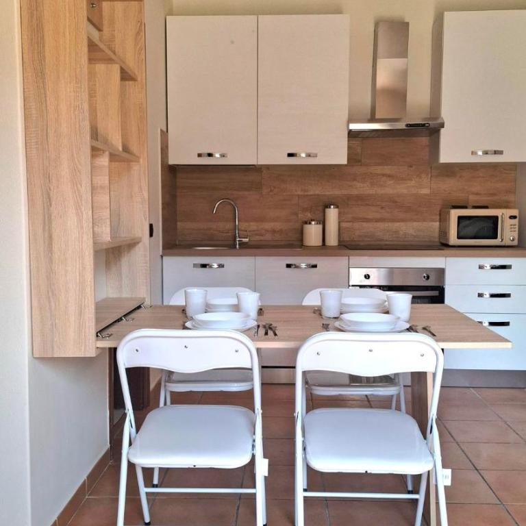 Casa WELCOME - Camera Standard Doppia con Letti Singoli con Divano - 34