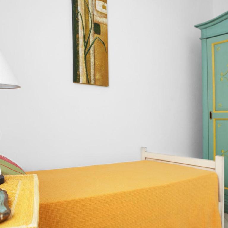 B&B Affittacamere Via del Centro - Camera Matrimoniale/Doppia con Letti Singoli con Bagno Privato Esterno - 6