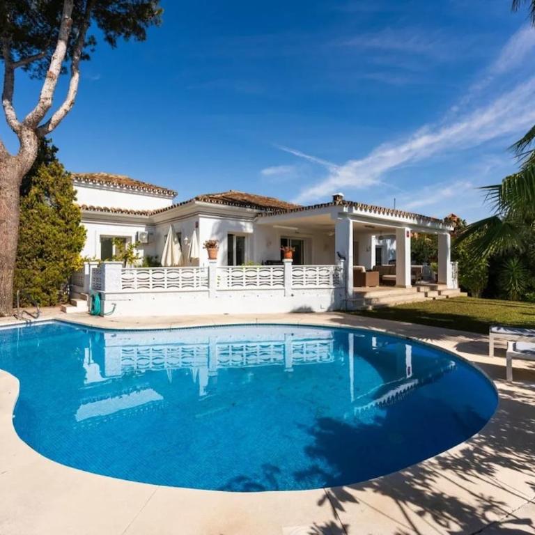 Villa Roco Marbella private pool and sea view - Villa - 1