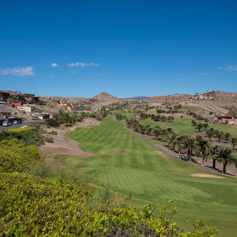 Villa in Maspalomas with Heated Pool & Golf Views - Two-Bedroom Villa - 20