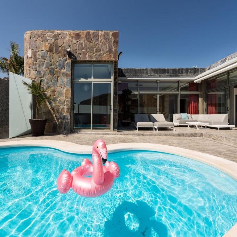 Villa in Anfi Tauro near Beach & Golf - Five-Bedroom Holiday Home - 1