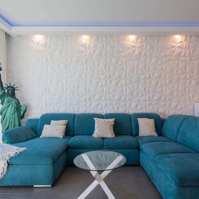 Chalet in Maspalomas with Heated Pool - Three-Bedroom Chalet - 8
