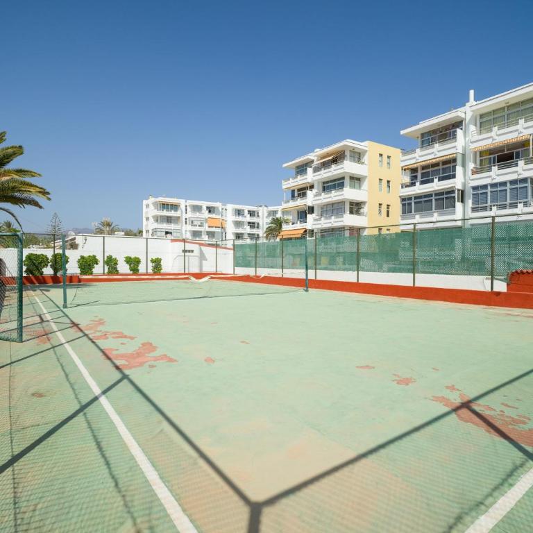 Bungalow in Maspalomas near Golf & Beach - Two-Bedroom Chalet - 32
