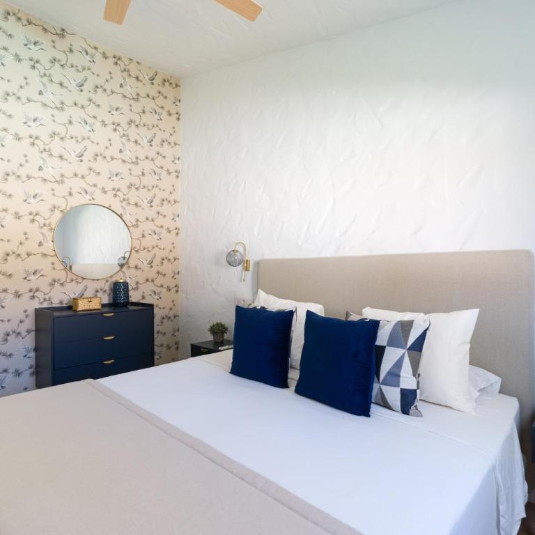 Bungalow near Yumbo & Playa del Inglés Beach - Two-Bedroom Bungalow - 2