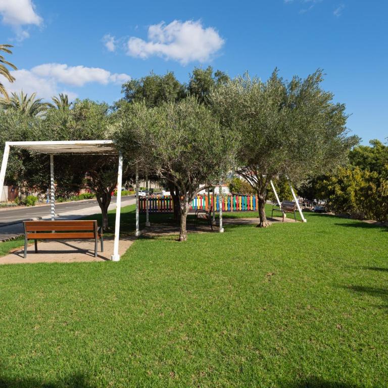 Apartment in Pasito Blanco near Private Beach - Four-Bedroom Vacation Home - 31