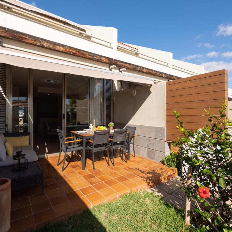 Apartment in Pasito Blanco near Private Beach - Four-Bedroom Vacation Home - 37