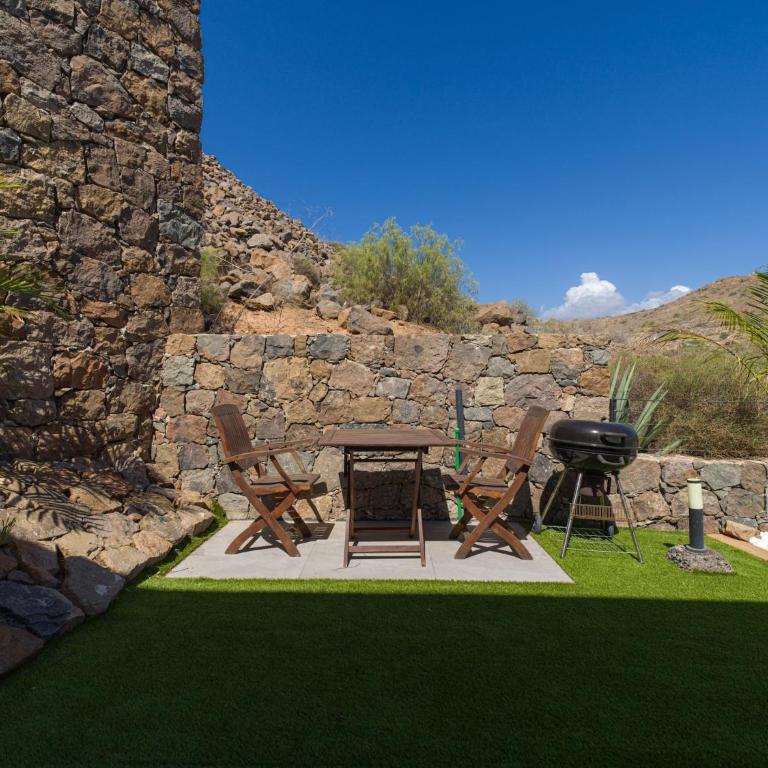 Chalet in Salobre with Private Heated Pool - Two-Bedroom Chalet - 27