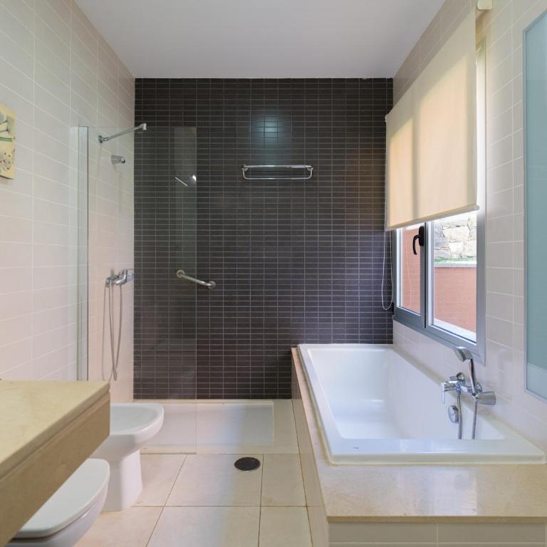 Chalet in Salobre with Private Heated Pool - Two-Bedroom Chalet - 21