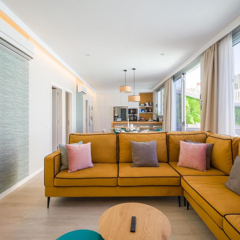 Villa in Maspalomas with Private Heated Pool - Three-Bedroom Chalet - 10