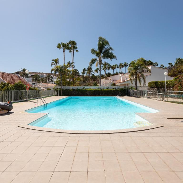 Holiday Home in Spain near the Beach & Marina - Three-Bedroom Vacation Home - 1