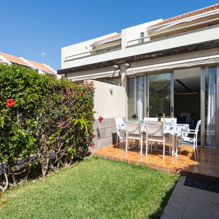 Holiday Home in Spain near the Beach & Marina - Three-Bedroom Vacation Home - 5