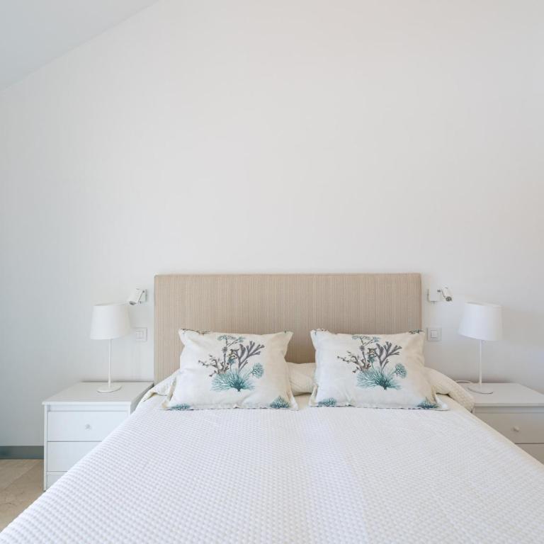 Holiday Home in Spain near the Beach & Marina - Three-Bedroom Vacation Home - 14