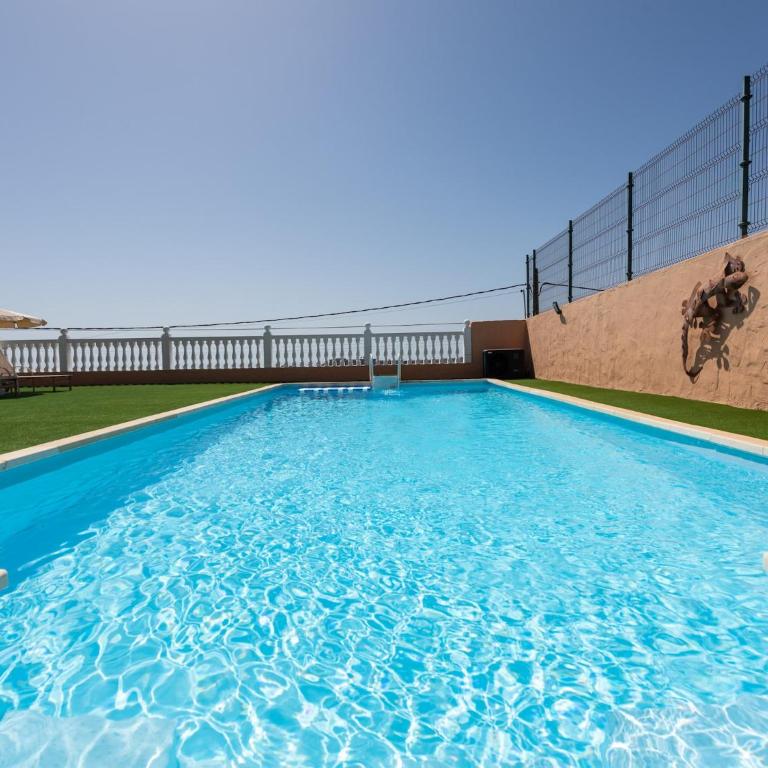 Villa in Maspalomas with Heated Pool & Sports - Superior Chalet - 7