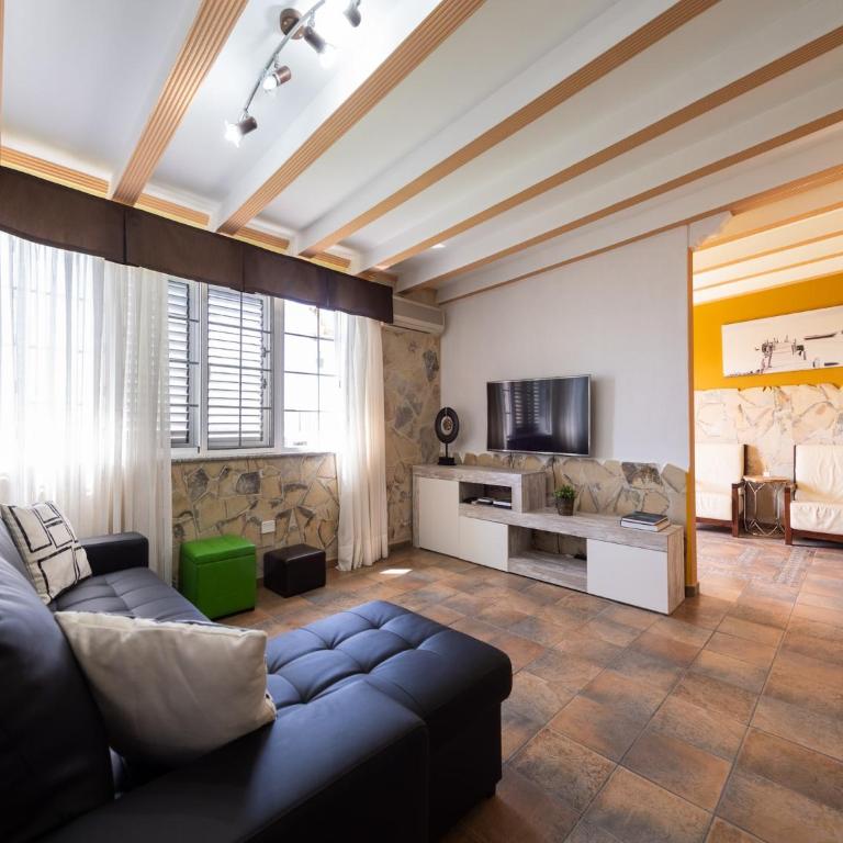 Villa in Maspalomas with Heated Pool & Sports - Superior Chalet - 10