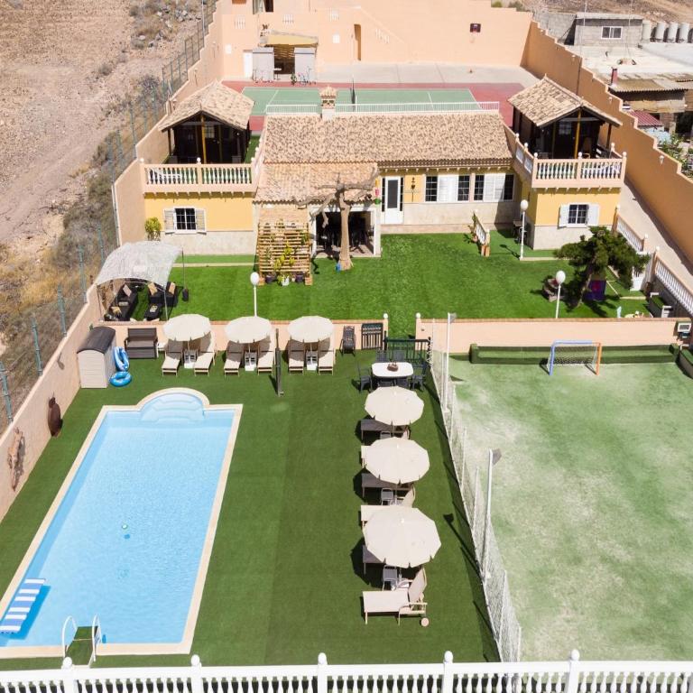 Villa in Maspalomas with Heated Pool & Sports - Superior Chalet - 40