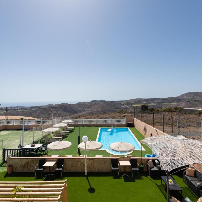 Villa in Maspalomas with Heated Pool & Sports - Superior Chalet - 26