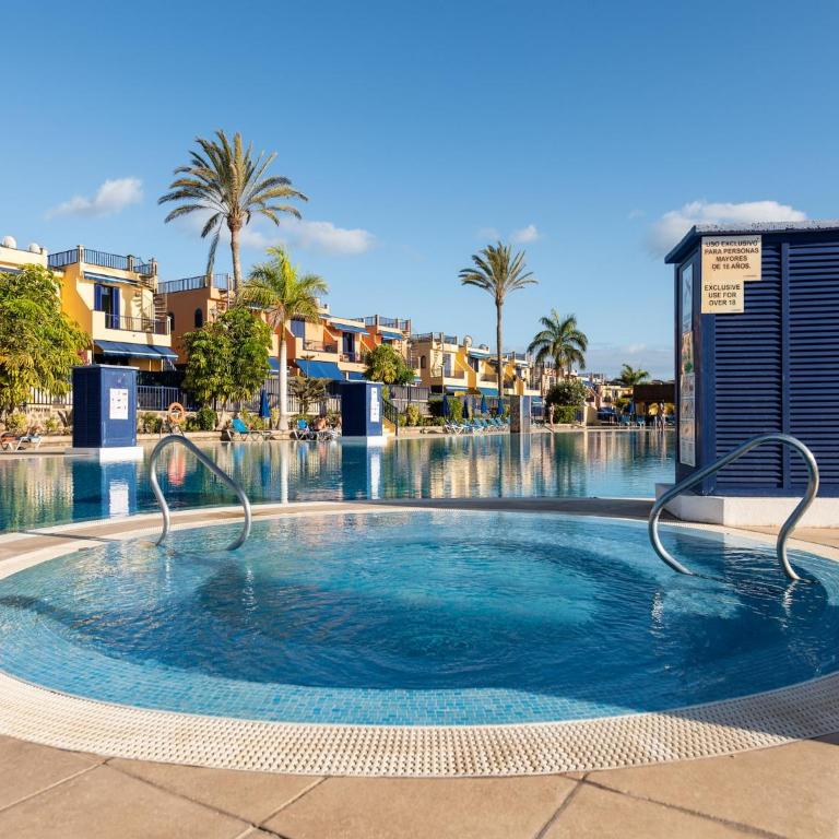 Duplex in Meloneras near Maspalomas Beach - Three-Bedroom Vacation Home - 1