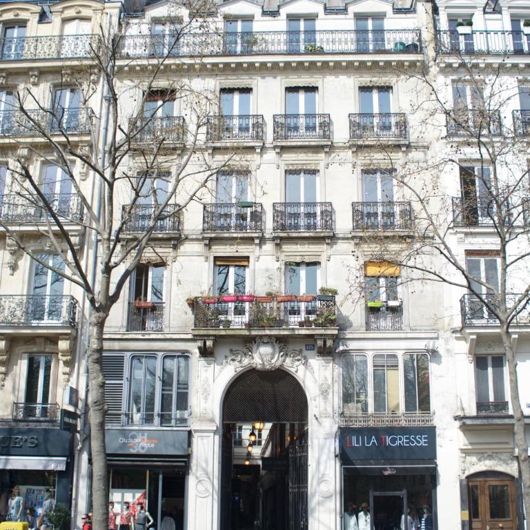 Marvellous Sunbathed 3BR at the heart of Paris - Appartement 3 Chambres - 42