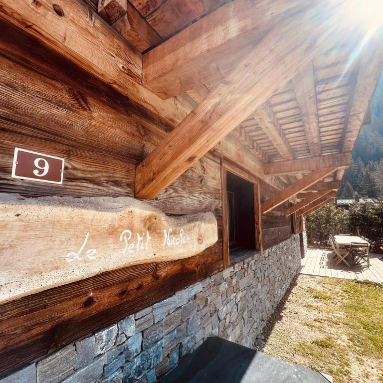 Chalet le petit Nicolas, jacuzzi, vue Mont Blanc - Chalet - 69