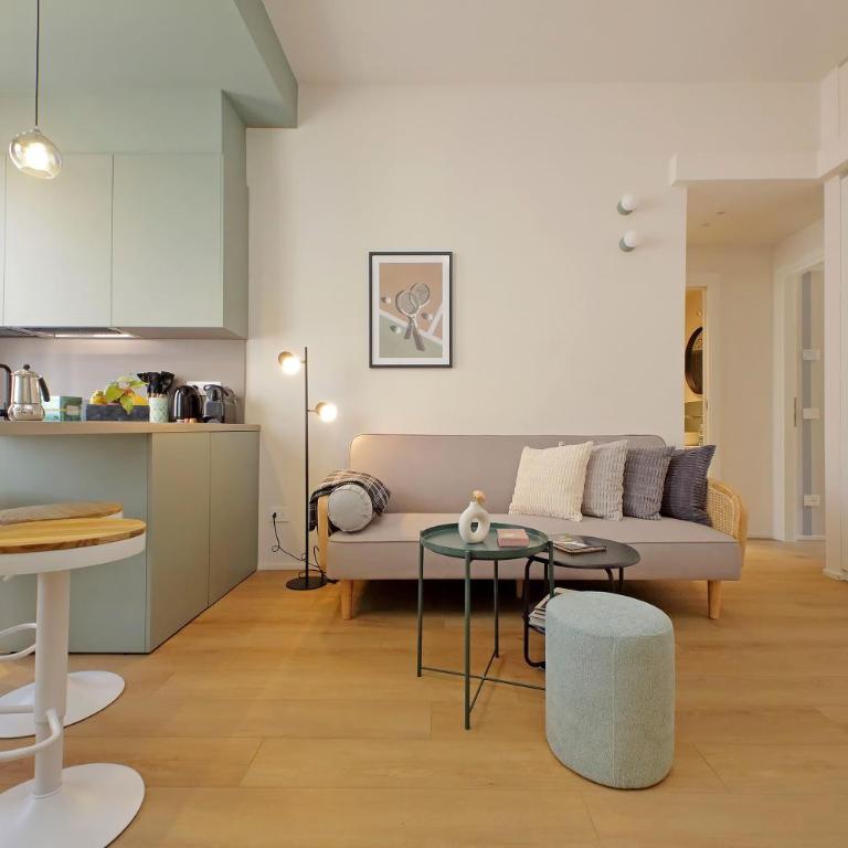 YCH-Eleganza e confort vicino metro re di Roma - Appartamento Superior con 2 Camere da Letto - 3