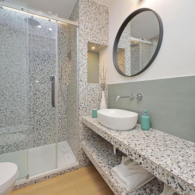 YCH-Eleganza e confort vicino metro re di Roma - Appartamento Superior con 2 Camere da Letto - 6