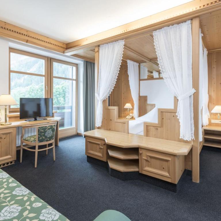 Ferien & Wellnesshotel Windschar - Camera Matrimoniale Deluxe "Kronplatz" - 3