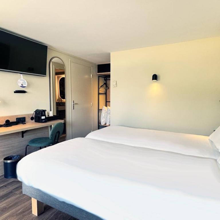 Campanile NATURE - Limoges Nord - Chambre Lits Jumeaux Supérieure - 2
